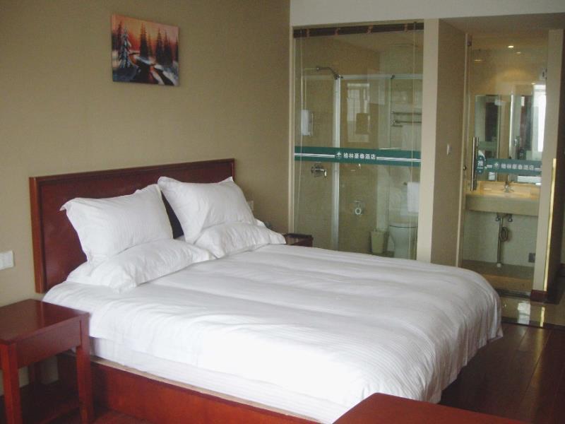 Greentree Inn Huai'An Bus Station Golden Eagle Xinya Huaihai Road Business Hotel מראה חיצוני תמונה