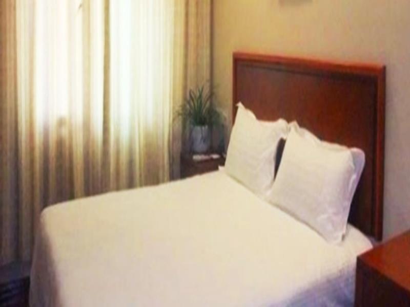 Greentree Inn Huai'An Bus Station Golden Eagle Xinya Huaihai Road Business Hotel מראה חיצוני תמונה