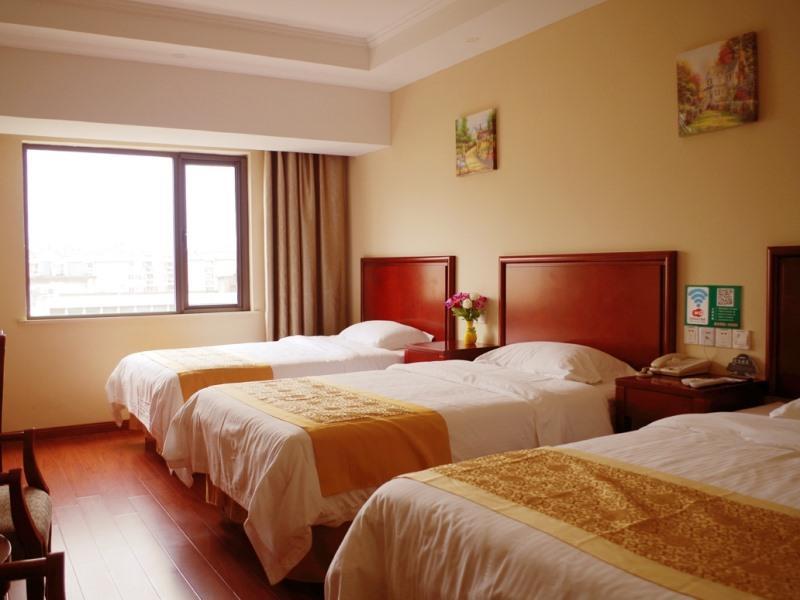 Greentree Inn Huai'An Bus Station Golden Eagle Xinya Huaihai Road Business Hotel מראה חיצוני תמונה