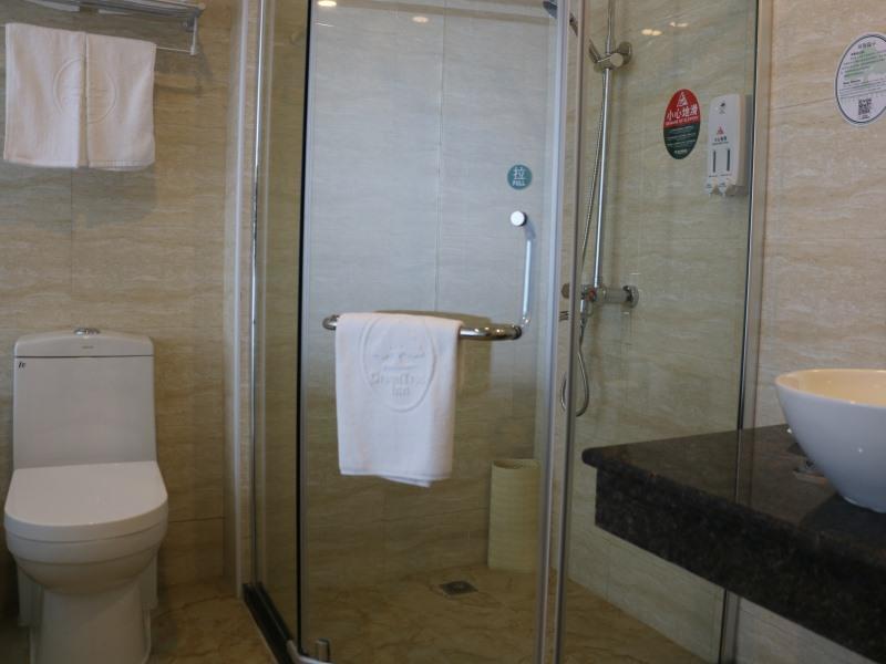 Greentree Inn Huai'An Bus Station Golden Eagle Xinya Huaihai Road Business Hotel מראה חיצוני תמונה