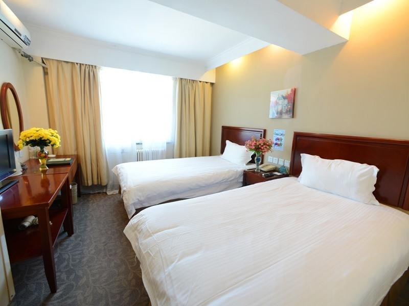 Greentree Inn Huai'An Bus Station Golden Eagle Xinya Huaihai Road Business Hotel מראה חיצוני תמונה
